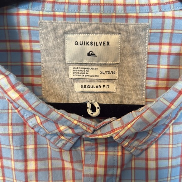 Quiksilver Shortsleeve Plaid Blue Button Up Mens XL Tropical Pocket Surfing EUC - Picture 3 of 11
